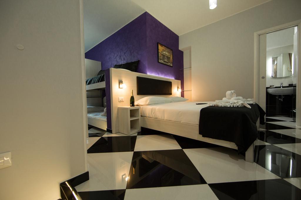 Bed & Breakfast Love Of 3*
